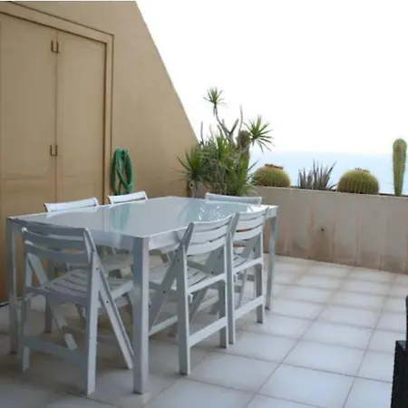 Frente Al Mar Apartamento Radazul